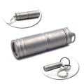 مع 130 Lumen Li-ion Battery Torch Titanium Flashlight